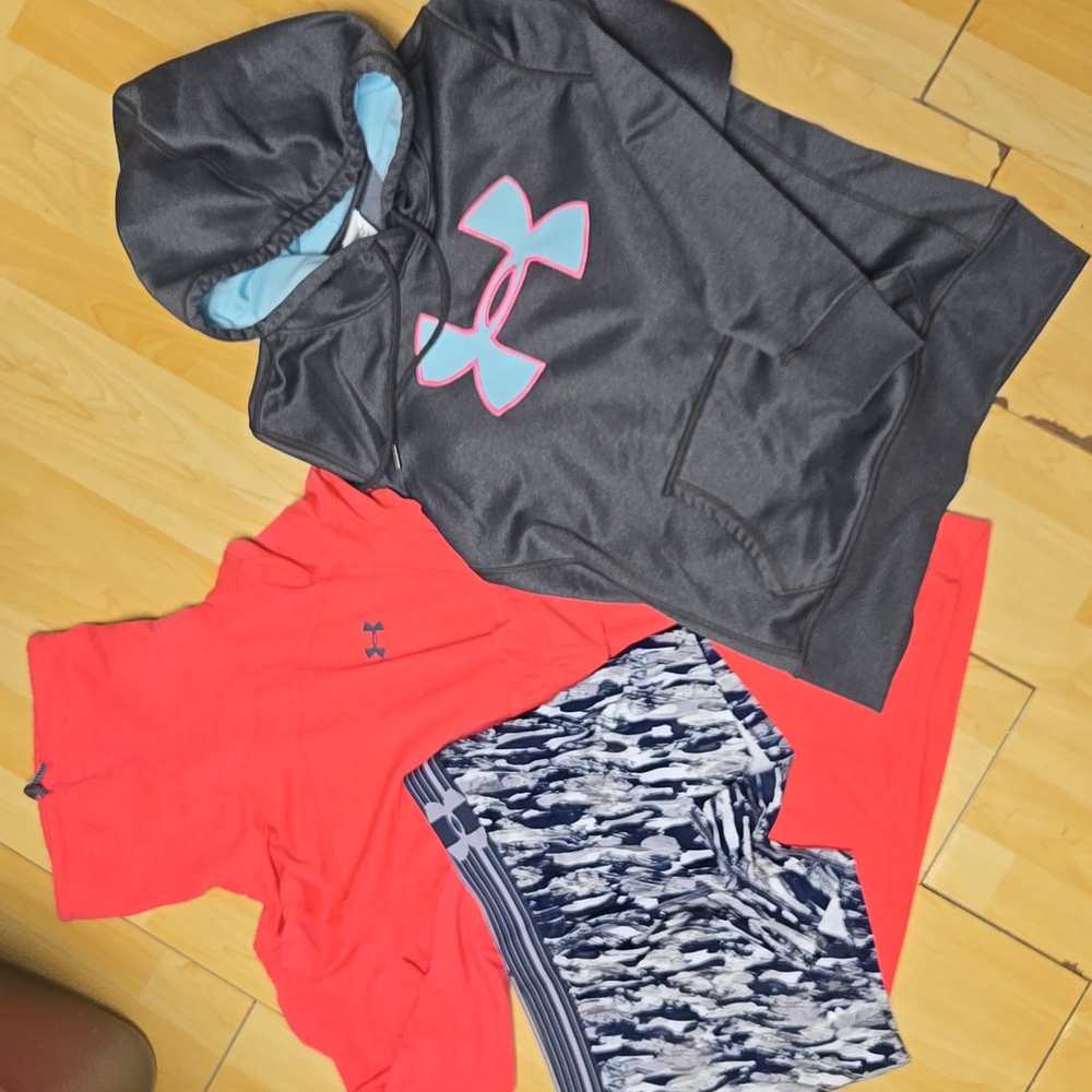 Athletic Bundle 2 under armor sweatshirts & Nike Shorts